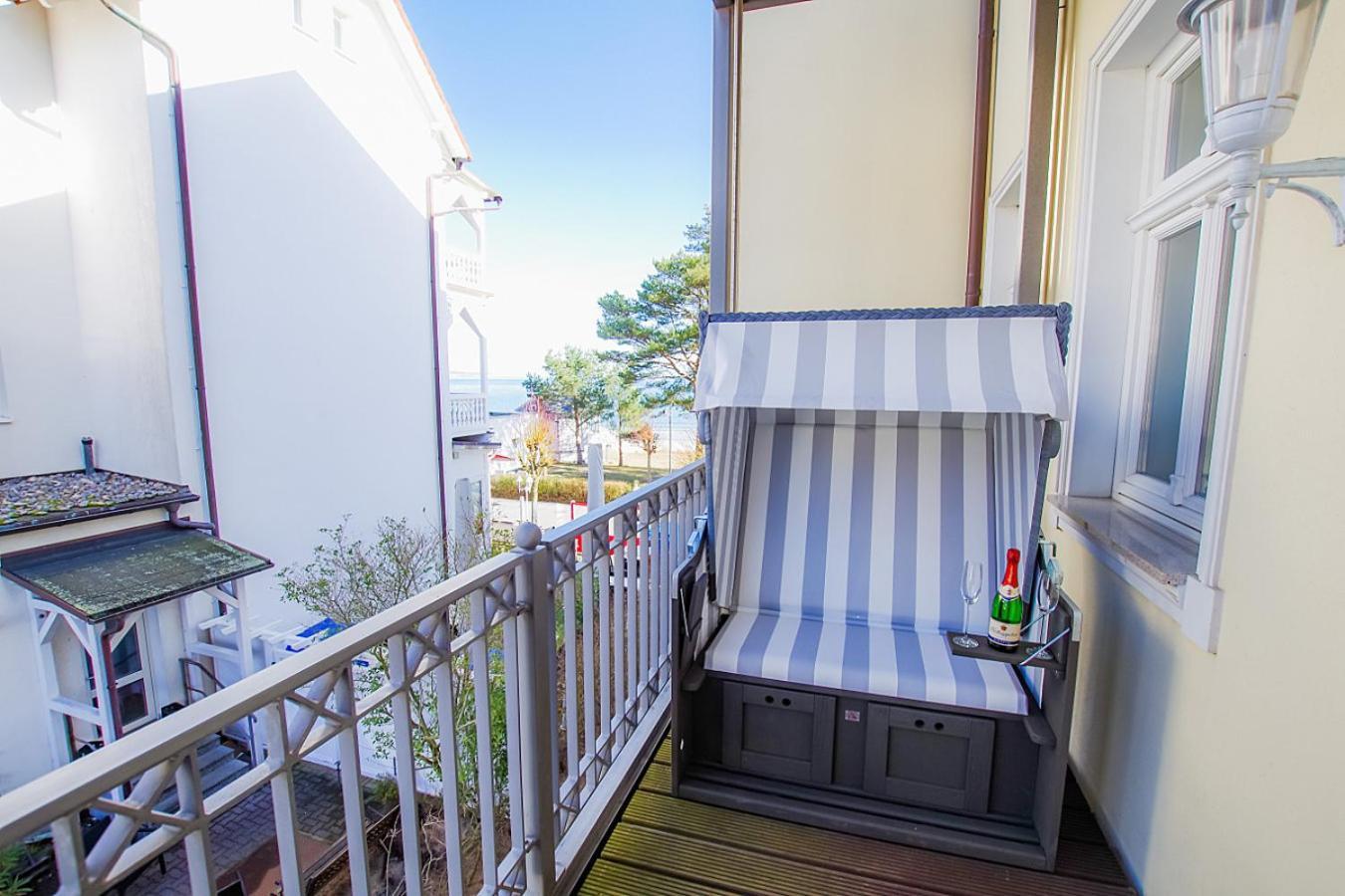 Strandgefluester App2 - Strandpromenade Seitlicher Meerblick, Strandkorb Saisonal Apartment
